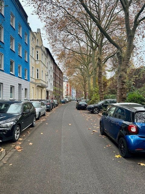 Pronájem bytu 1+1 44 m², Burghofstr. 54, Düsseldorf, Severní Porýní-Vestfálsko Pronájem bytu 1+1 44 m², Burghofstr. 54, Düsseldorf, Severní Porýní-Vestfálsko