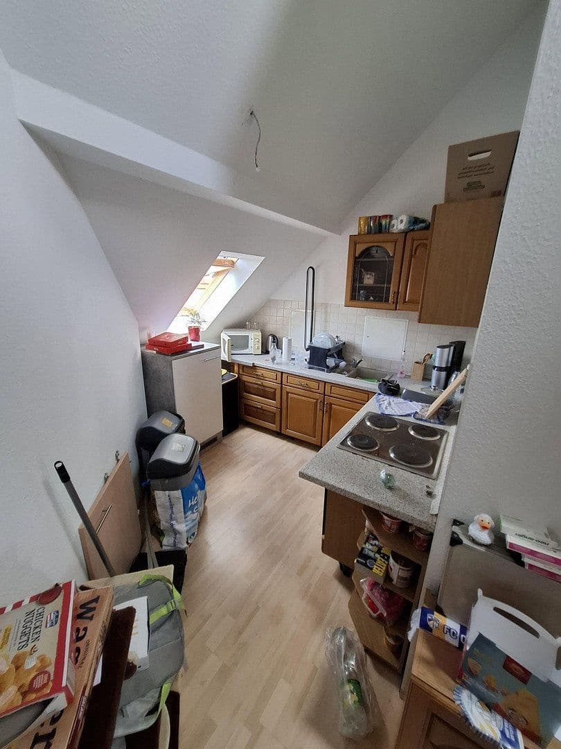 Pronájem bytu 2+1 35 m², Prüssingstraße 17, Jena, Durynsko Pronájem bytu 2+1 35 m², Prüssingstraße 17, Jena, Durynsko
