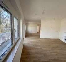 Pronájem bytu 4+1 143 m², Kanalstr. 1A, Berlin-Köpenick, Berlín Pronájem bytu 4+1 143 m², Kanalstr. 1A, Berlin-Köpenick, Berlín