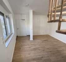 Pronájem bytu 4+1 143 m², Kanalstr. 1A, Berlin-Köpenick, Berlín Pronájem bytu 4+1 143 m², Kanalstr. 1A, Berlin-Köpenick, Berlín