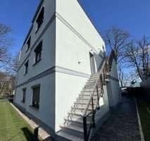 Pronájem bytu 4+1 143 m², Kanalstr. 1A, Berlin-Köpenick, Berlín Pronájem bytu 4+1 143 m², Kanalstr. 1A, Berlin-Köpenick, Berlín