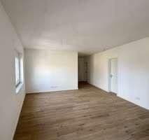 Pronájem bytu 4+1 143 m², Kanalstr. 1A, Berlin-Köpenick, Berlín Pronájem bytu 4+1 143 m², Kanalstr. 1A, Berlin-Köpenick, Berlín