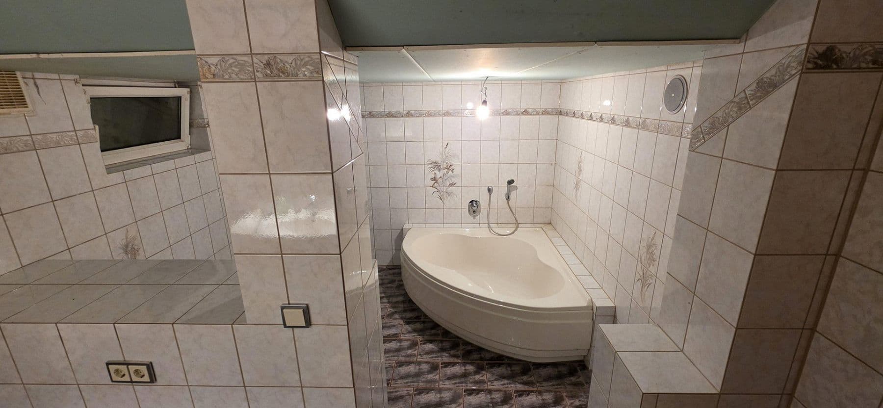 Prodej domu 170 m², pozemek 370 m², Ebern, Bavorsko Prodej domu 170 m², pozemek 370 m², Ebern, Bavorsko