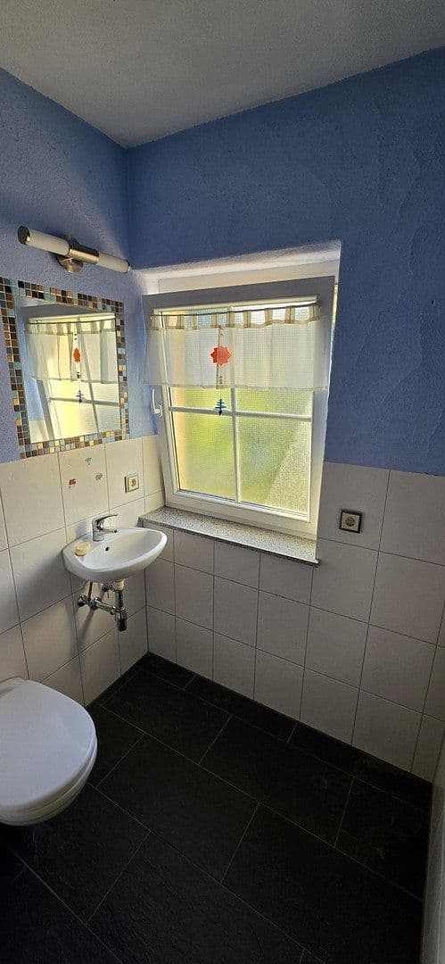 Prodej domu 170 m², pozemek 370 m², Ebern, Bavorsko Prodej domu 170 m², pozemek 370 m², Ebern, Bavorsko