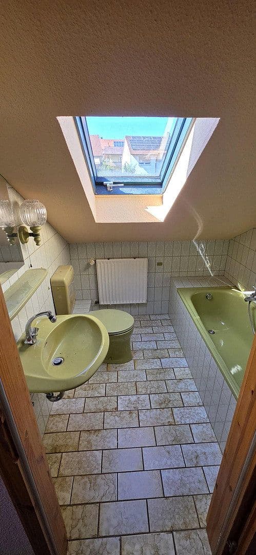 Prodej domu 170 m², pozemek 370 m², Ebern, Bavorsko Prodej domu 170 m², pozemek 370 m², Ebern, Bavorsko