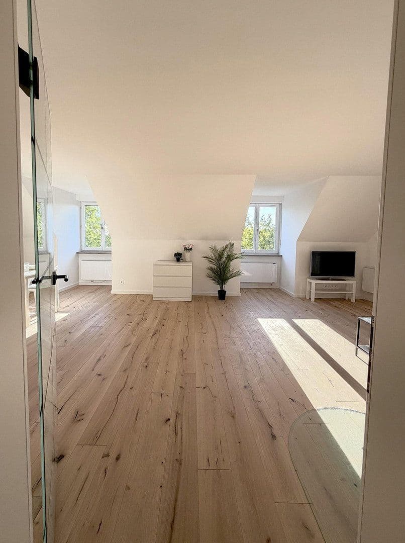 Prodej bytu 3+1 104 m², Tunnelstraße 15, Augsburg, Bavorsko Prodej bytu 3+1 104 m², Tunnelstraße 15, Augsburg, Bavorsko