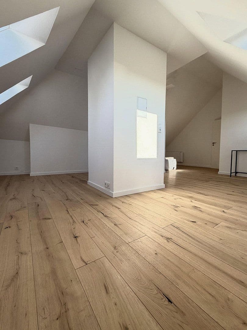 Prodej bytu 3+1 104 m², Tunnelstraße 15, Augsburg, Bavorsko Prodej bytu 3+1 104 m², Tunnelstraße 15, Augsburg, Bavorsko