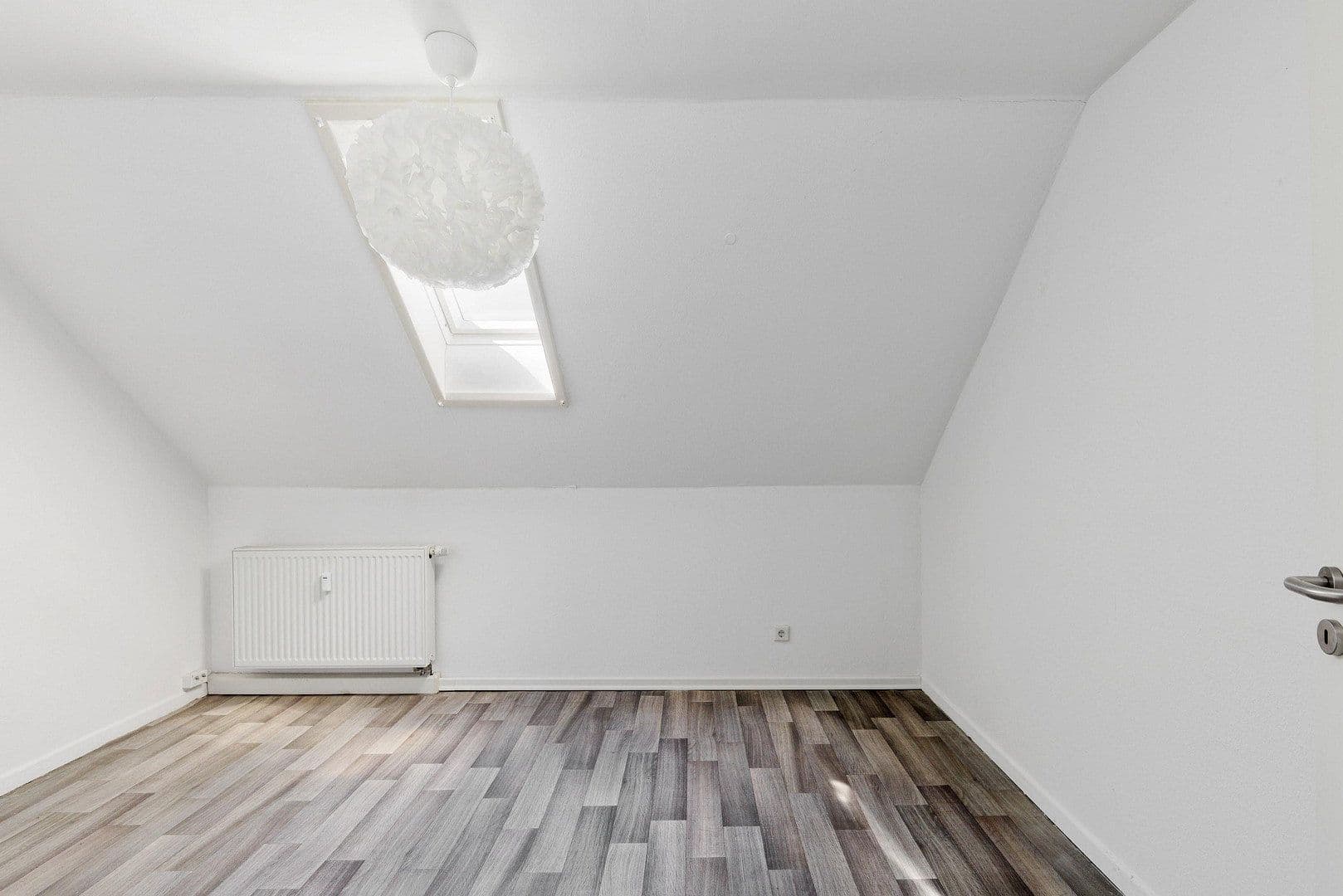 Pronájem bytu 2+1 52 m², Idstein, Hessen Pronájem bytu 2+1 52 m², Idstein, Hessen