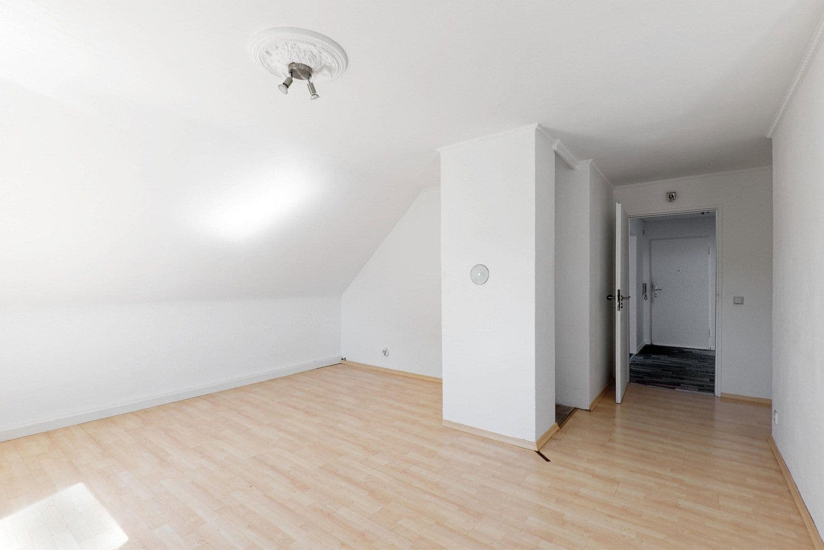 Pronájem bytu 2+1 52 m², Idstein, Hessen Pronájem bytu 2+1 52 m², Idstein, Hessen