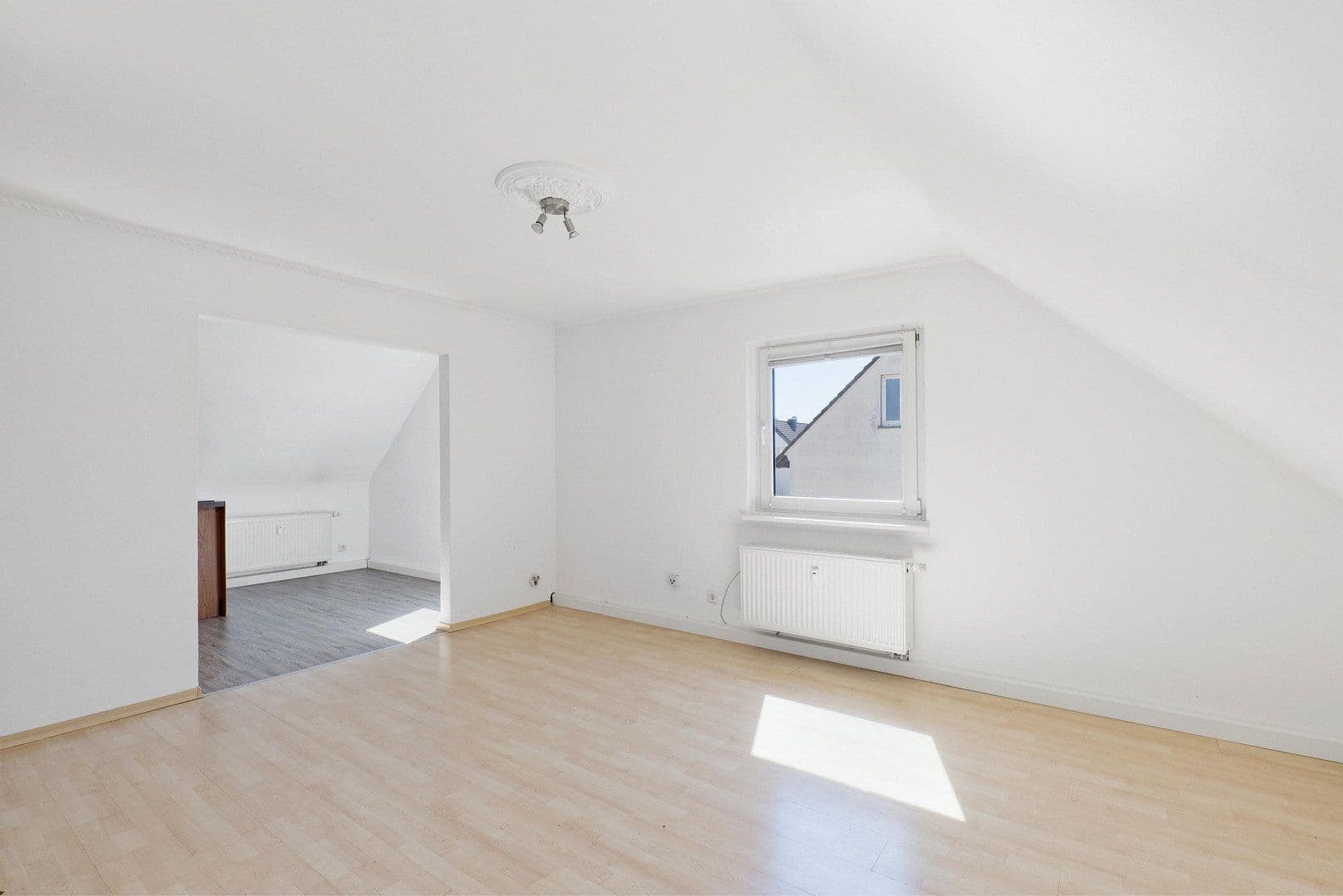 Pronájem bytu 2+1 52 m², Idstein, Hessen Pronájem bytu 2+1 52 m², Idstein, Hessen