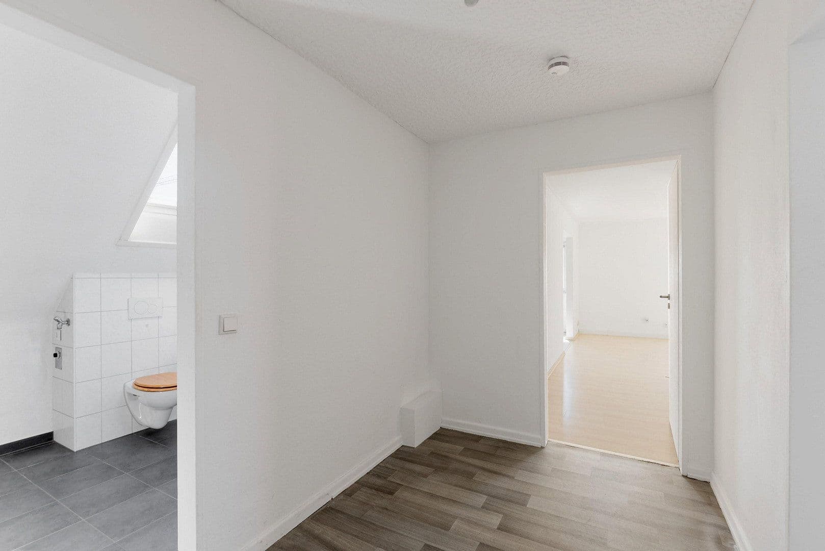Pronájem bytu 2+1 52 m², Idstein, Hessen Pronájem bytu 2+1 52 m², Idstein, Hessen