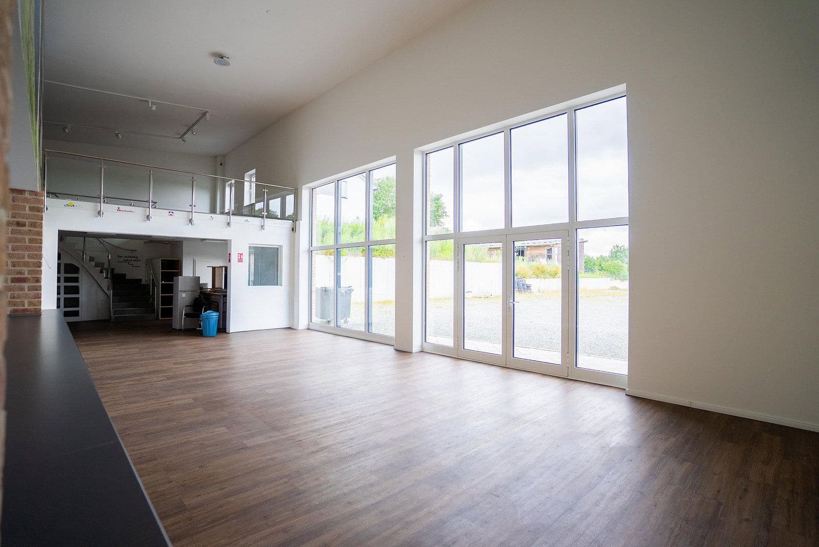 Pronájem kanceláře 302 m², Haverkamp 8+12, Selent, Šlesvicko-Holštýnsko Pronájem kanceláře 302 m², Haverkamp 8+12, Selent, Šlesvicko-Holštýnsko