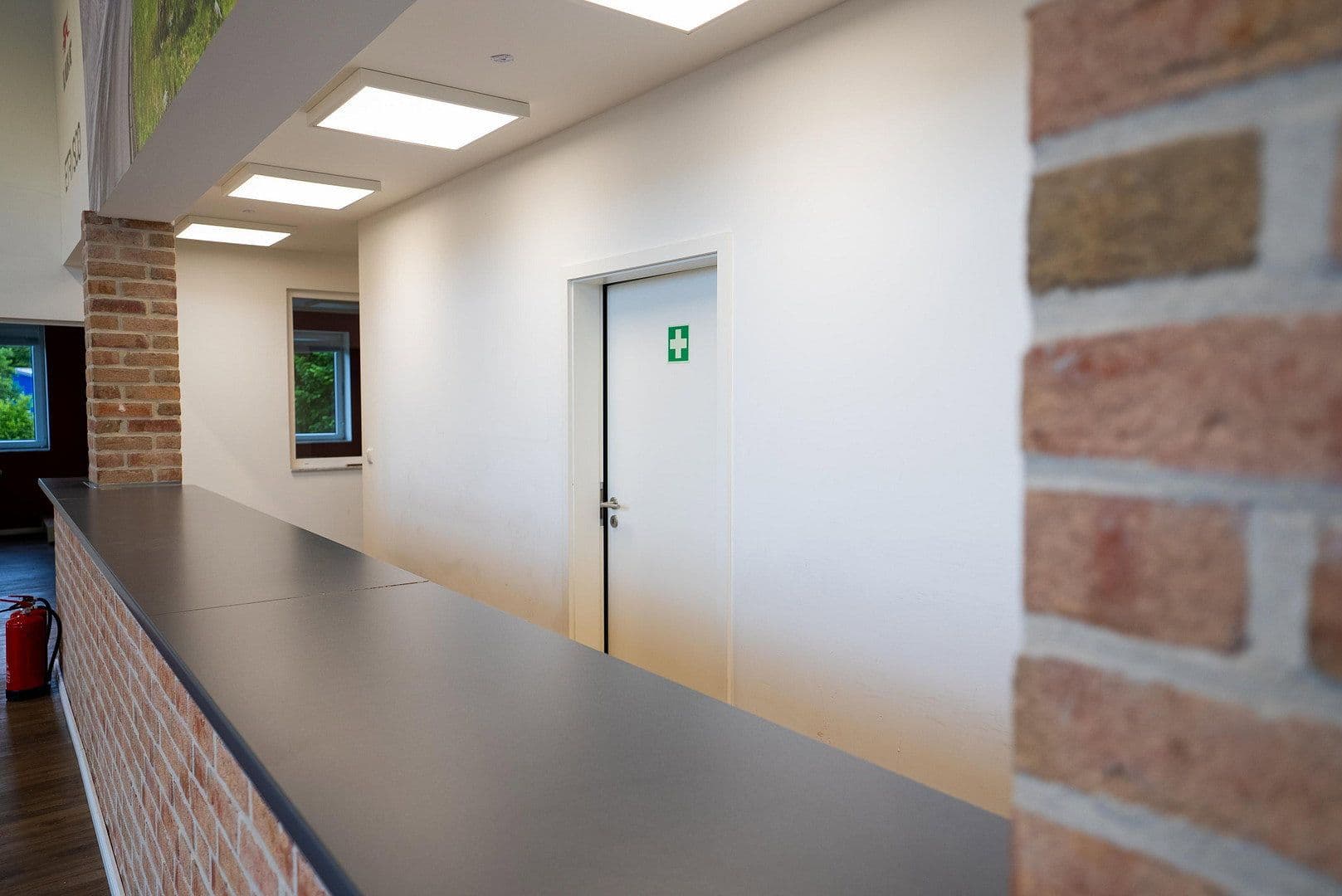 Pronájem kanceláře 302 m², Haverkamp 8+12, Selent, Šlesvicko-Holštýnsko Pronájem kanceláře 302 m², Haverkamp 8+12, Selent, Šlesvicko-Holštýnsko