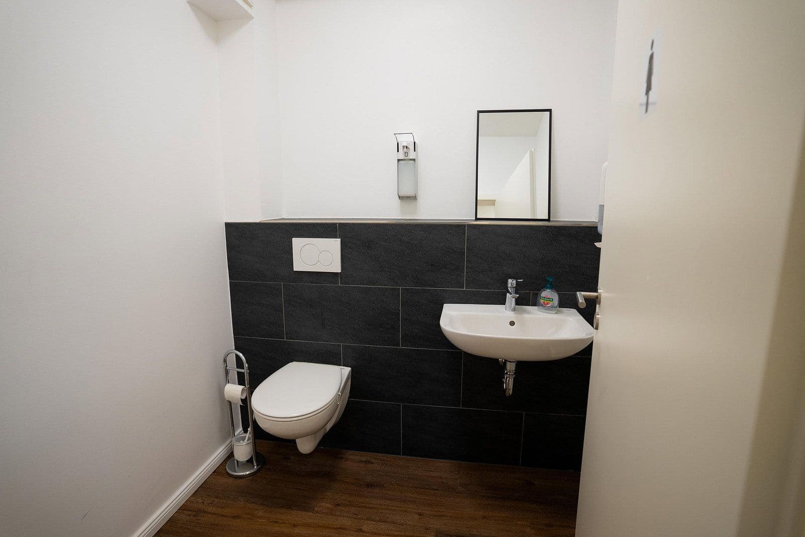 Pronájem kanceláře 302 m², Haverkamp 8+12, Selent, Šlesvicko-Holštýnsko Pronájem kanceláře 302 m², Haverkamp 8+12, Selent, Šlesvicko-Holštýnsko