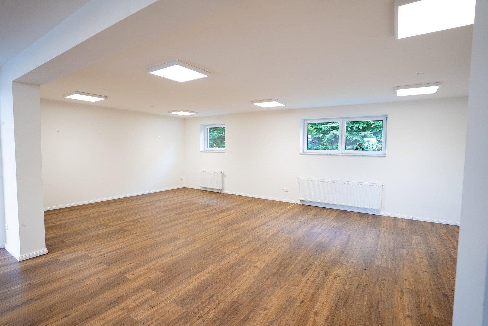 Pronájem kanceláře 302 m², Haverkamp 8+12, Selent, Šlesvicko-Holštýnsko Pronájem kanceláře 302 m², Haverkamp 8+12, Selent, Šlesvicko-Holštýnsko