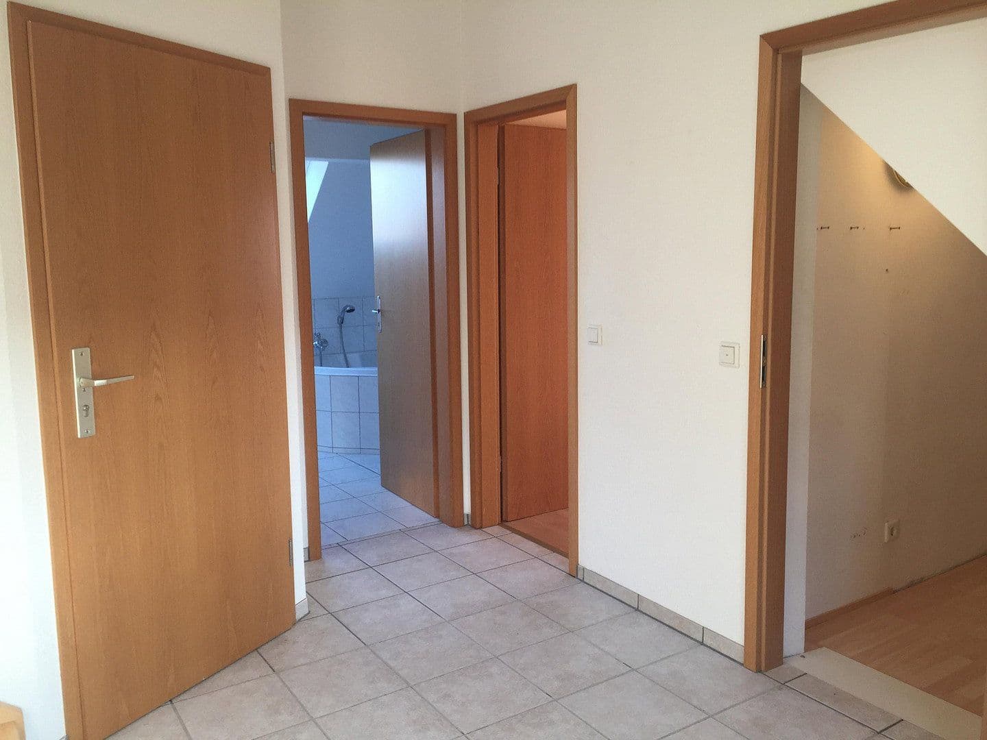 Pronájem bytu 2+1 95 m², Grünestraße 28, Wermelskirchen, Severní Porýní-Vestfálsko Pronájem bytu 2+1 95 m², Grünestraße 28, Wermelskirchen, Severní Porýní-Vestfálsko