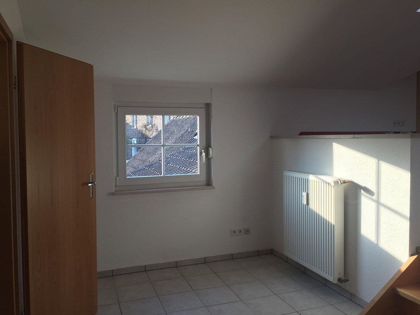 Pronájem bytu 2+1 95 m², Grünestraße 28, Wermelskirchen, Severní Porýní-Vestfálsko Pronájem bytu 2+1 95 m², Grünestraße 28, Wermelskirchen, Severní Porýní-Vestfálsko