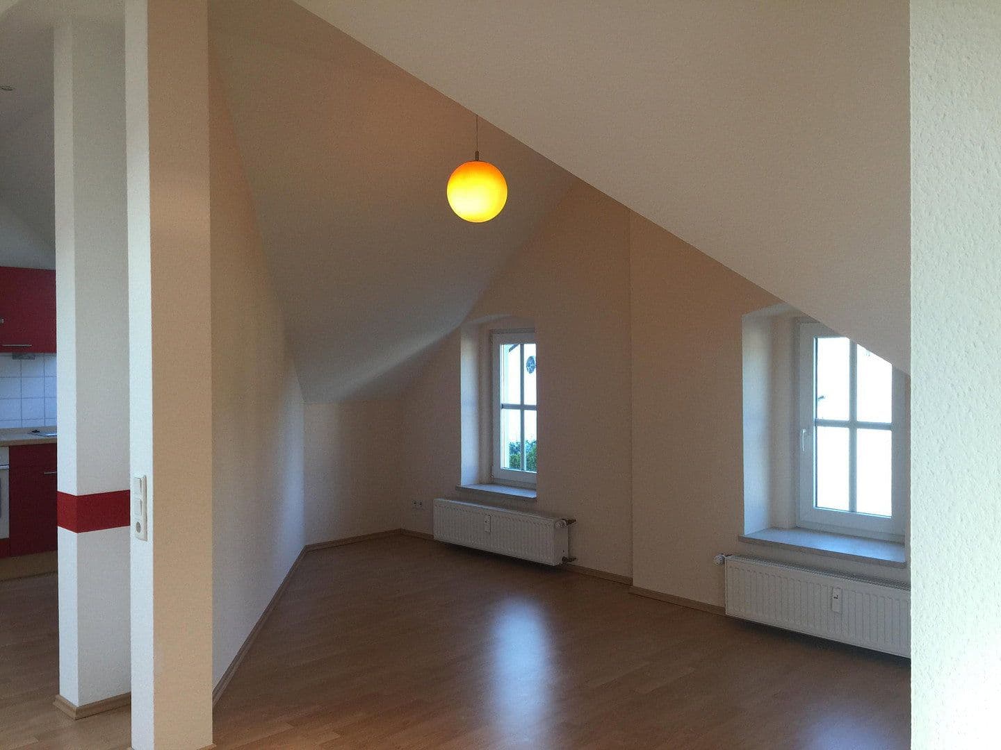 Pronájem bytu 2+1 95 m², Grünestraße 28, Wermelskirchen, Severní Porýní-Vestfálsko Pronájem bytu 2+1 95 m², Grünestraße 28, Wermelskirchen, Severní Porýní-Vestfálsko