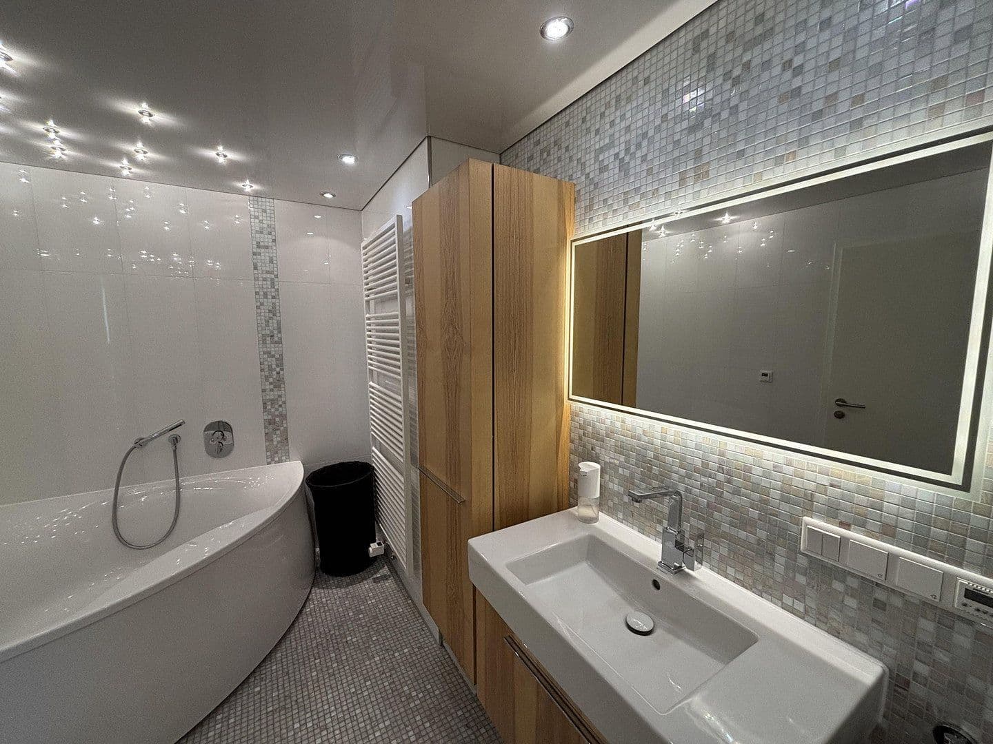 Prodej bytu 4+kk 121 m², Schwetzingen, Bádensko-Württembersko Prodej bytu 4+kk 121 m², Schwetzingen, Bádensko-Württembersko