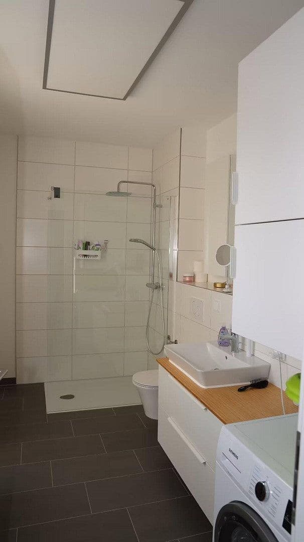 Prodej bytu 4+1 123 m², Mirabellenweg 2a, Friedrichsdorf, Hessen Prodej bytu 4+1 123 m², Mirabellenweg 2a, Friedrichsdorf, Hessen
