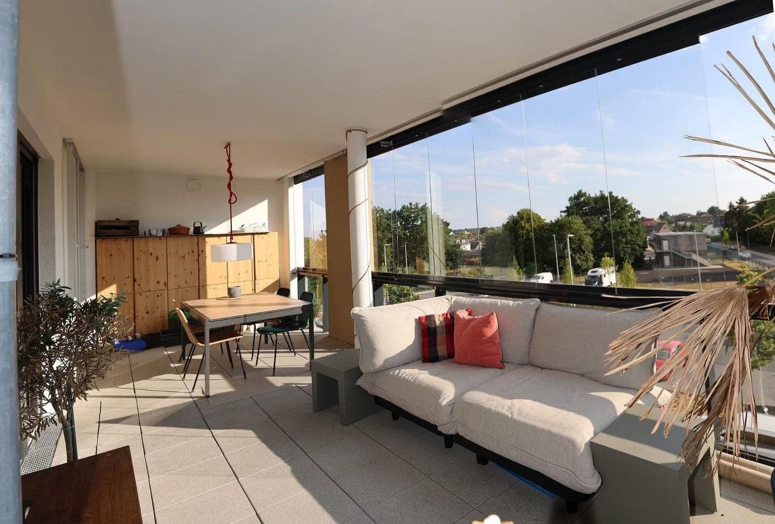 Prodej bytu 4+1 123 m², Mirabellenweg 2a, Friedrichsdorf, Hessen Prodej bytu 4+1 123 m², Mirabellenweg 2a, Friedrichsdorf, Hessen