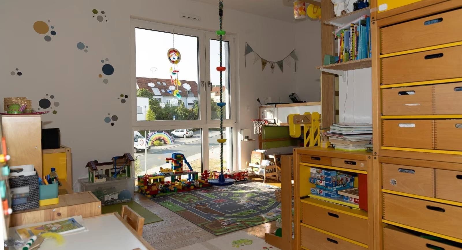 Prodej bytu 4+1 123 m², Mirabellenweg 2a, Friedrichsdorf, Hessen Prodej bytu 4+1 123 m², Mirabellenweg 2a, Friedrichsdorf, Hessen