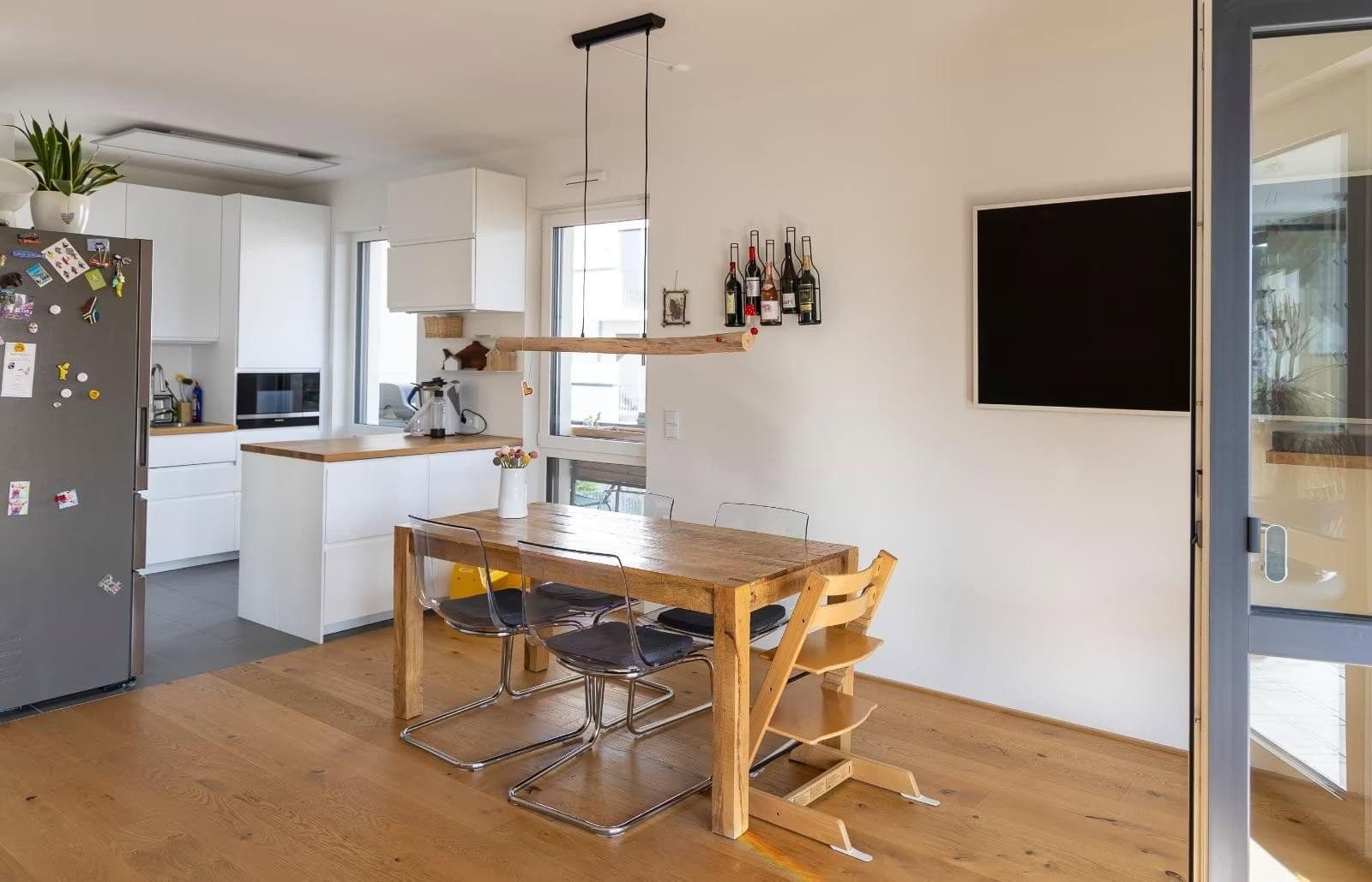 Prodej bytu 4+1 123 m², Mirabellenweg 2a, Friedrichsdorf, Hessen Prodej bytu 4+1 123 m², Mirabellenweg 2a, Friedrichsdorf, Hessen
