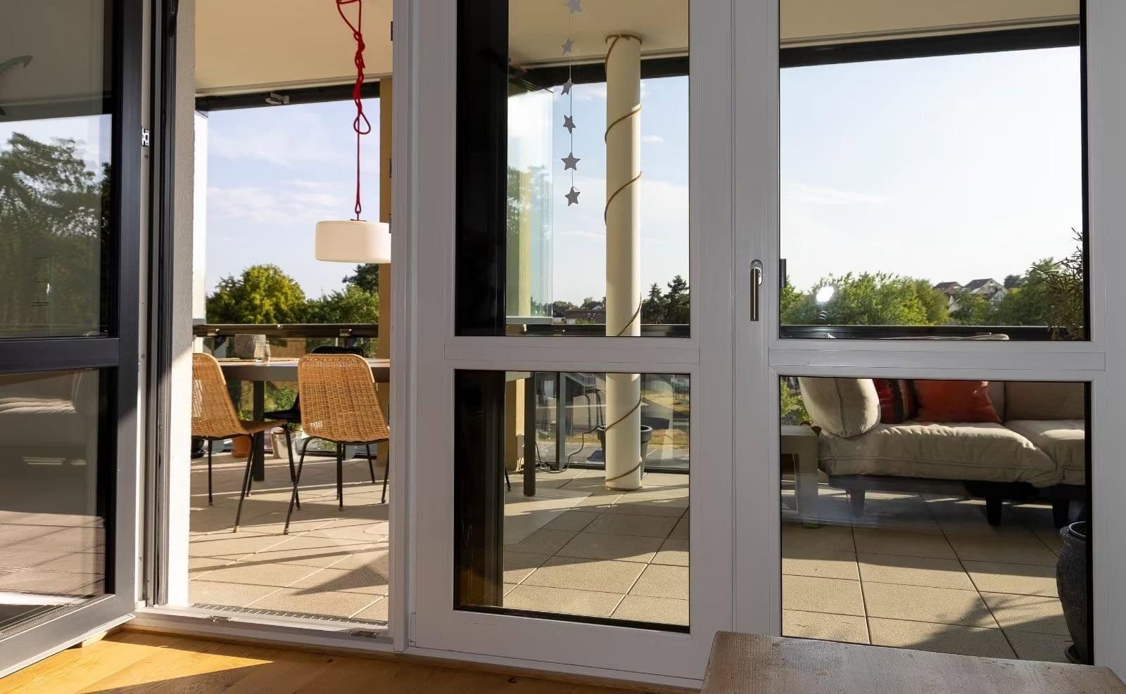 Prodej bytu 4+1 123 m², Mirabellenweg 2a, Friedrichsdorf, Hessen Prodej bytu 4+1 123 m², Mirabellenweg 2a, Friedrichsdorf, Hessen