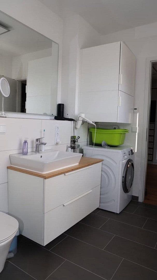 Prodej bytu 4+1 123 m², Mirabellenweg 2a, Friedrichsdorf, Hessen Prodej bytu 4+1 123 m², Mirabellenweg 2a, Friedrichsdorf, Hessen