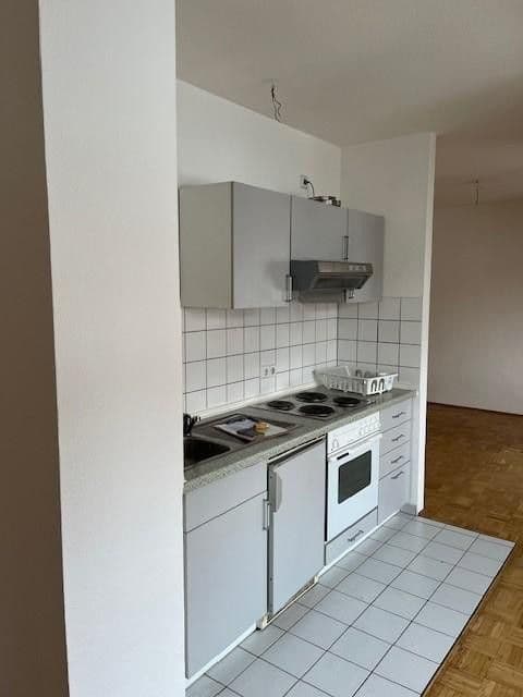 Pronájem bytu 2+kk 59 m², Richard-Hirschmann-Str. 7, Esslingen am Neckar, Bádensko-Württembersko Pronájem bytu 2+kk 59 m², Richard-Hirschmann-Str. 7, Esslingen am Neckar, Bádensko-Württembersko