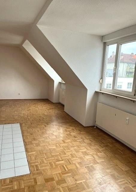 Pronájem bytu 2+kk 59 m², Richard-Hirschmann-Str. 7, Esslingen am Neckar, Bádensko-Württembersko Pronájem bytu 2+kk 59 m², Richard-Hirschmann-Str. 7, Esslingen am Neckar, Bádensko-Württembersko