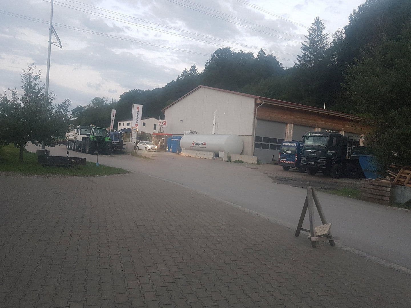 Prodej pozemku 4.895 m², Auweg 16, Bayern - Großweil, Bavorsko Prodej pozemku 4.895 m², Auweg 16, Bayern - Großweil, Bavorsko