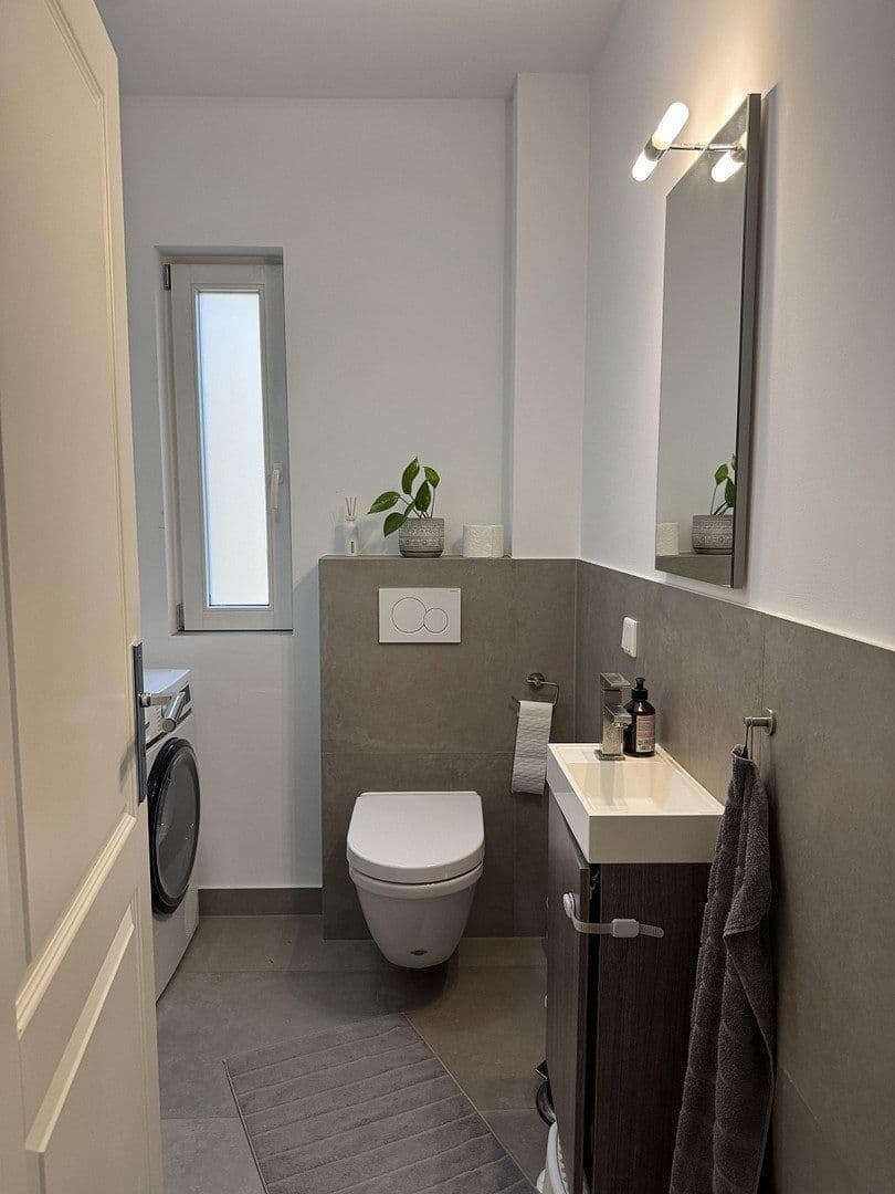 Prodej bytu 4+1 123 m², Mannheim, Bádensko-Württembersko Prodej bytu 4+1 123 m², Mannheim, Bádensko-Württembersko