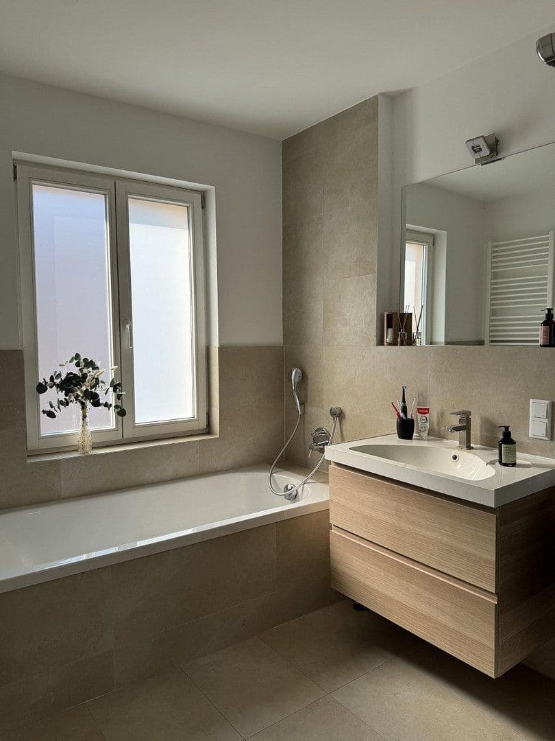Prodej bytu 4+1 123 m², Mannheim, Bádensko-Württembersko Prodej bytu 4+1 123 m², Mannheim, Bádensko-Württembersko