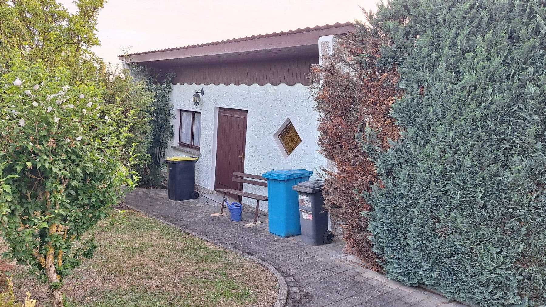 Prodej domu 140 m², pozemek 765 m², Am Hüpfsteig 9, Römhild, Durynsko Prodej domu 140 m², pozemek 765 m², Am Hüpfsteig 9, Römhild, Durynsko