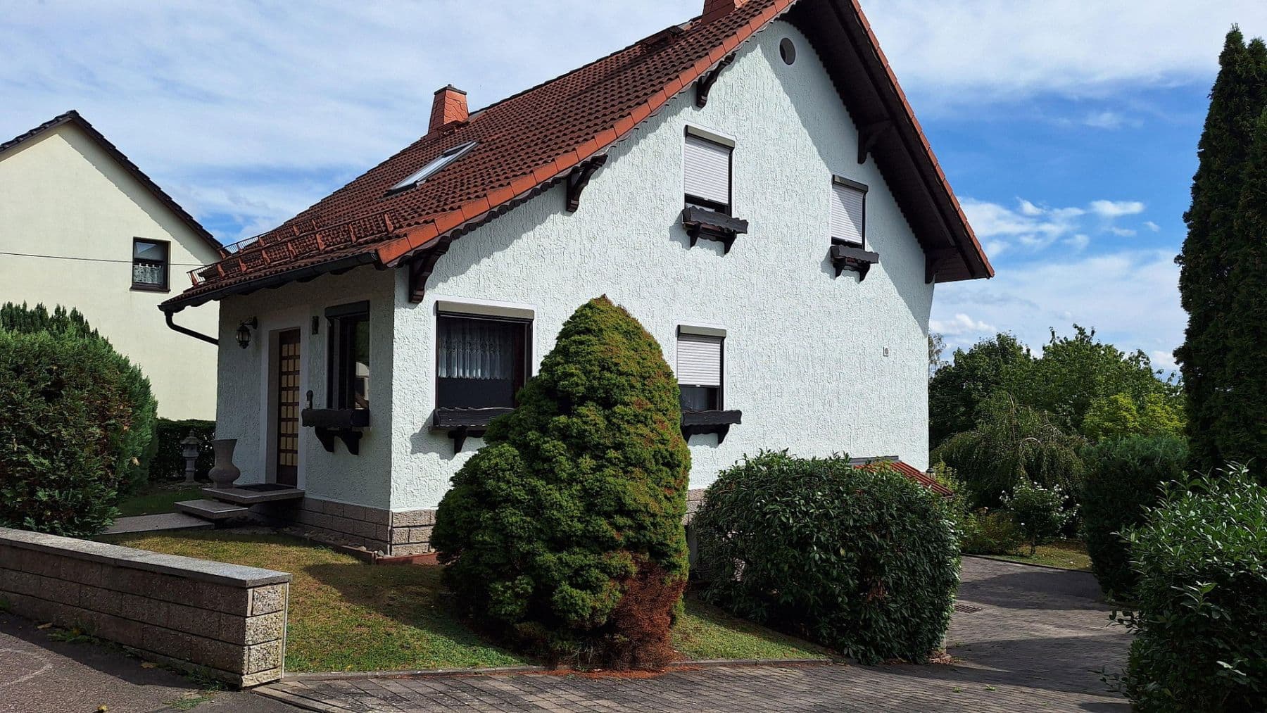 Prodej domu 140 m², pozemek 765 m², Am Hüpfsteig 9, Römhild, Durynsko Prodej domu 140 m², pozemek 765 m², Am Hüpfsteig 9, Römhild, Durynsko