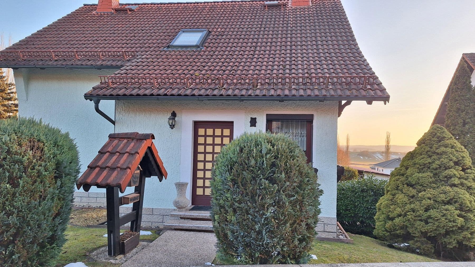Prodej domu 140 m², pozemek 765 m², Am Hüpfsteig 9, Römhild, Durynsko Prodej domu 140 m², pozemek 765 m², Am Hüpfsteig 9, Römhild, Durynsko
