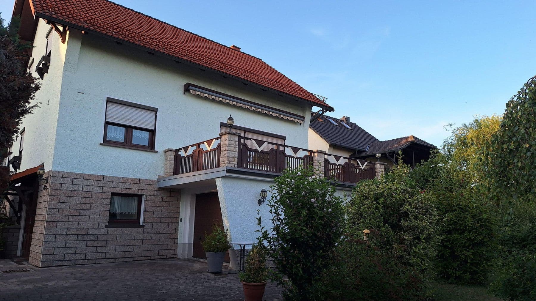 Prodej domu 140 m², pozemek 765 m², Am Hüpfsteig 9, Römhild, Durynsko Prodej domu 140 m², pozemek 765 m², Am Hüpfsteig 9, Römhild, Durynsko