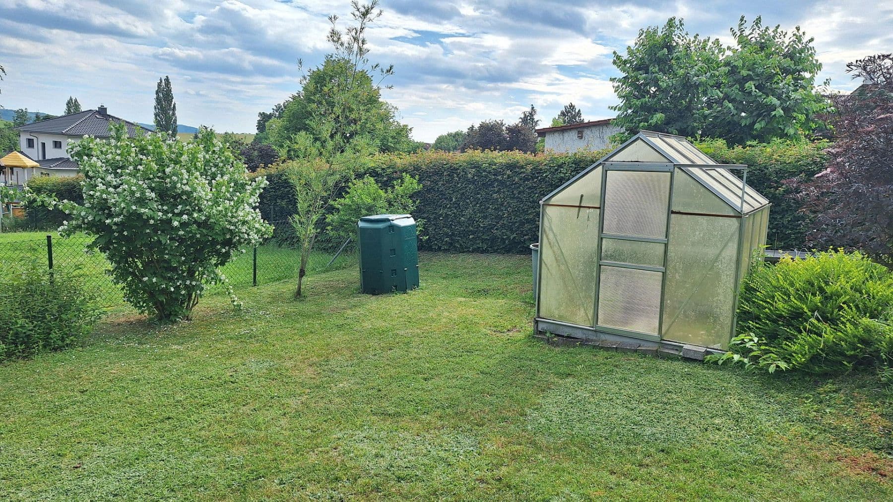 Prodej domu 140 m², pozemek 765 m², Am Hüpfsteig 9, Römhild, Durynsko Prodej domu 140 m², pozemek 765 m², Am Hüpfsteig 9, Römhild, Durynsko