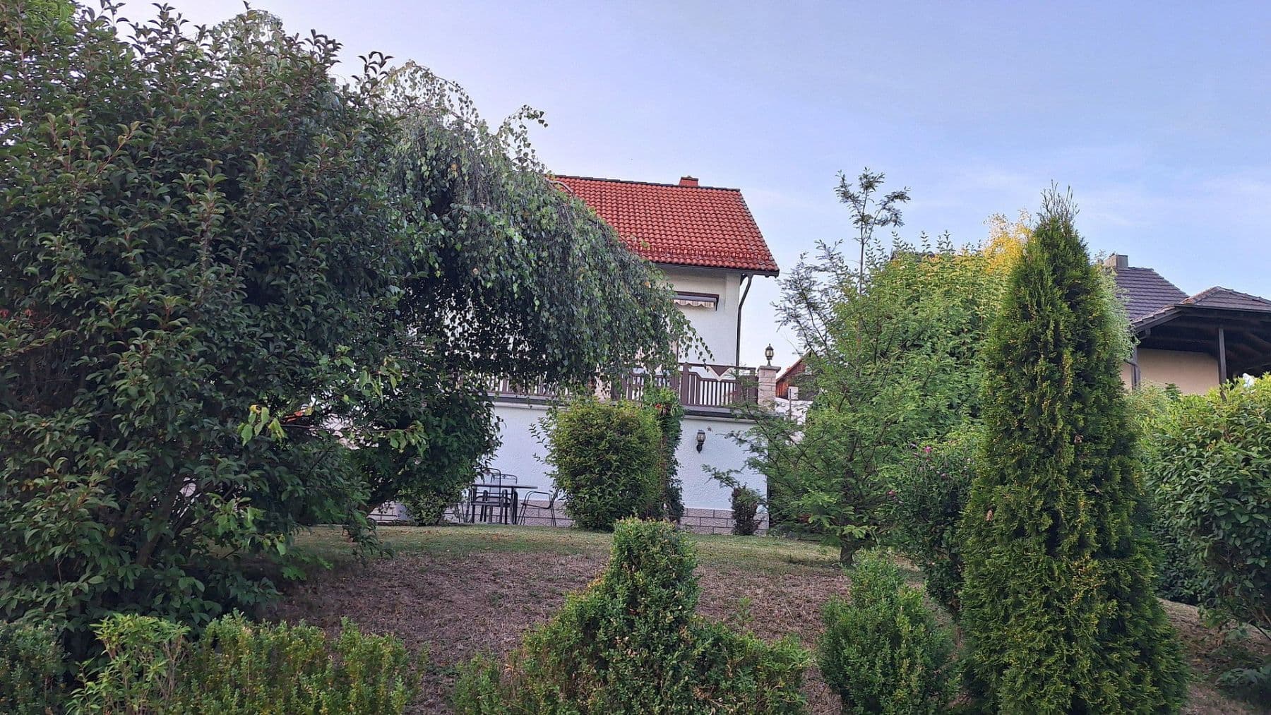 Prodej domu 140 m², pozemek 765 m², Am Hüpfsteig 9, Römhild, Durynsko Prodej domu 140 m², pozemek 765 m², Am Hüpfsteig 9, Römhild, Durynsko