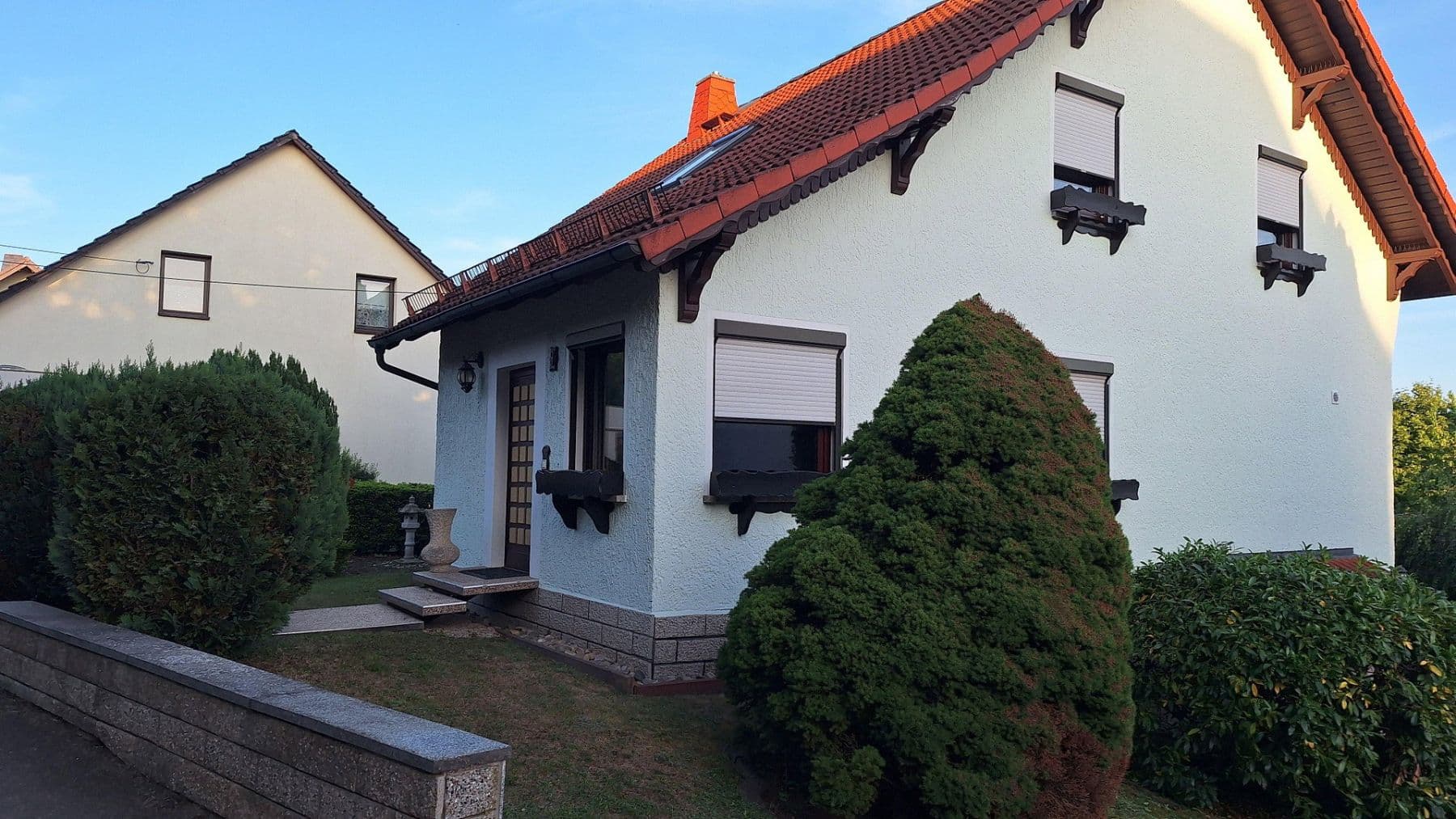 Prodej domu 140 m², pozemek 765 m², Am Hüpfsteig 9, Römhild, Durynsko Prodej domu 140 m², pozemek 765 m², Am Hüpfsteig 9, Römhild, Durynsko
