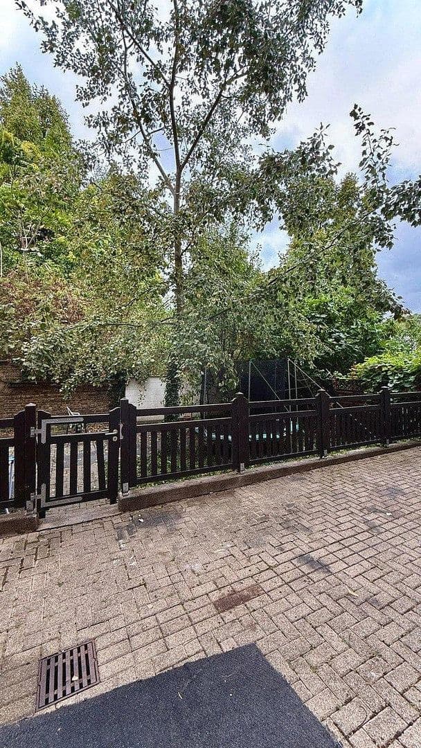 Prodej domu 441 m², pozemek 325 m², Blücherstr. 19, Ludwigshafen, Porýní-Falc Prodej domu 441 m², pozemek 325 m², Blücherstr. 19, Ludwigshafen, Porýní-Falc