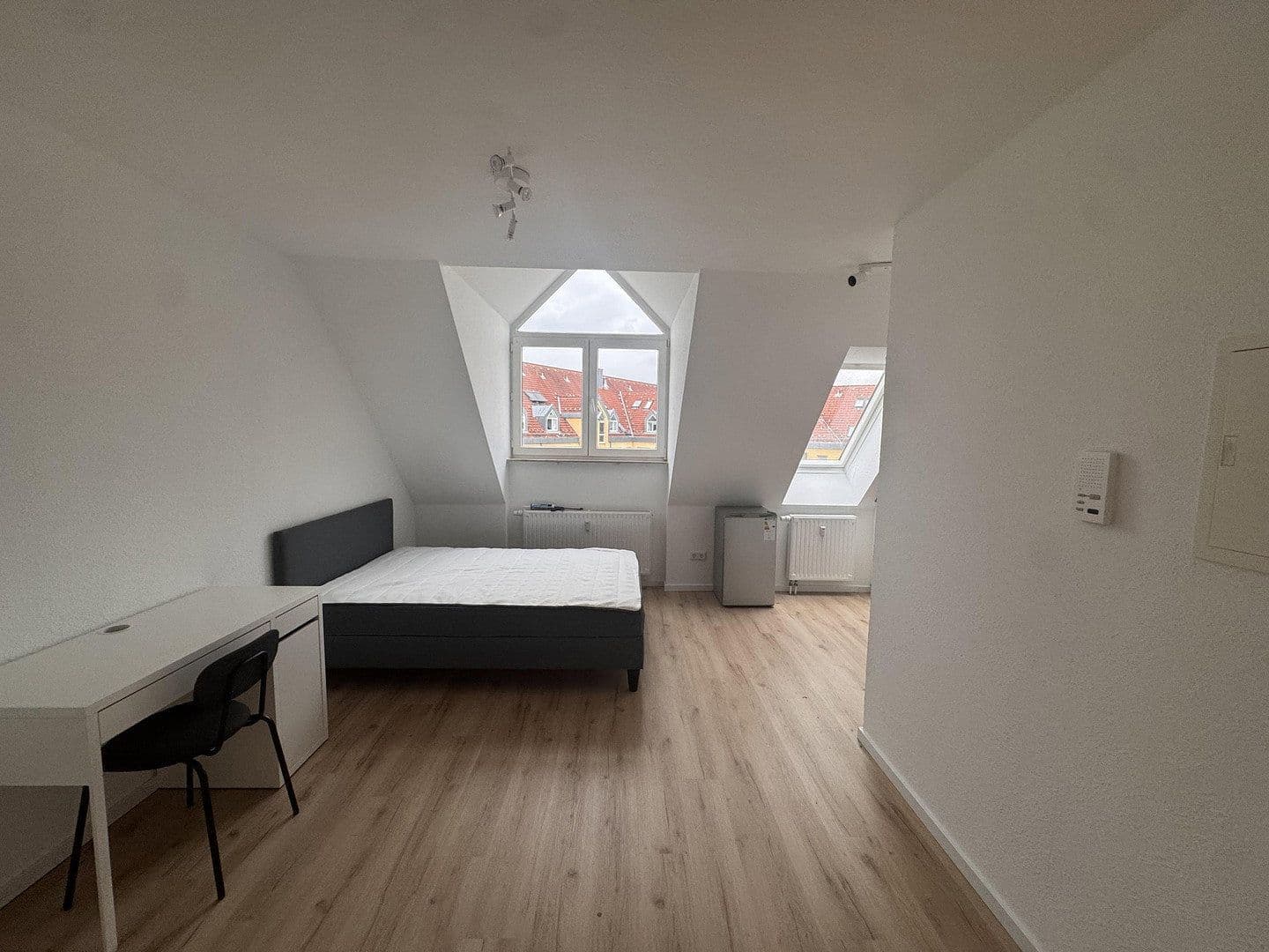 Pronájem bytu 1+1 22 m², Herrnstr., Fürth, Bavorsko Pronájem bytu 1+1 22 m², Herrnstr., Fürth, Bavorsko