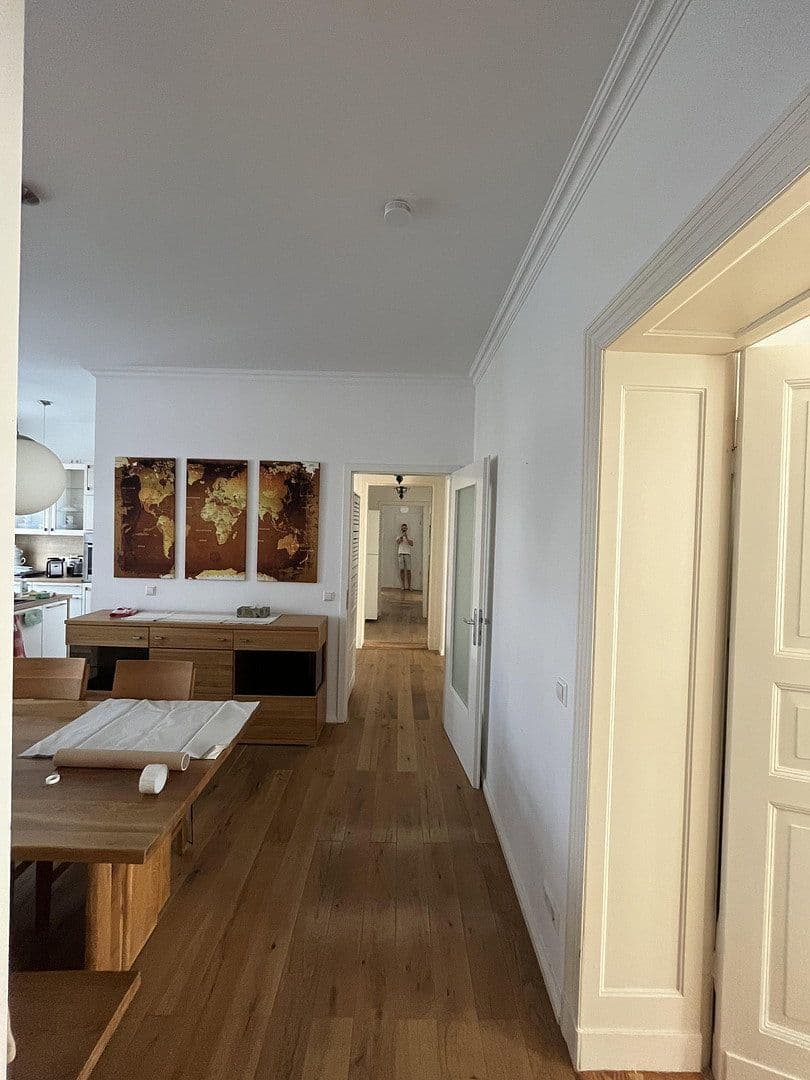 Prodej bytu 3+1 104 m², Berlin, Berlín Prodej bytu 3+1 104 m², Berlin, Berlín