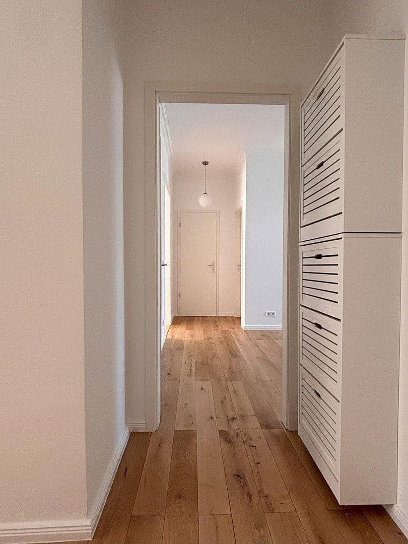Prodej bytu 3+1 104 m², Berlin, Berlín Prodej bytu 3+1 104 m², Berlin, Berlín