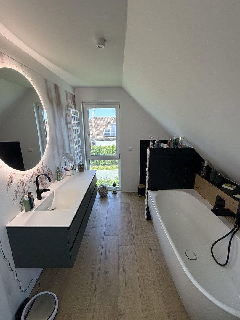 Prodej domu 153 m², pozemek 837 m², Leezen, Mecklenburg-Vorpommern Prodej domu 153 m², pozemek 837 m², Leezen, Mecklenburg-Vorpommern