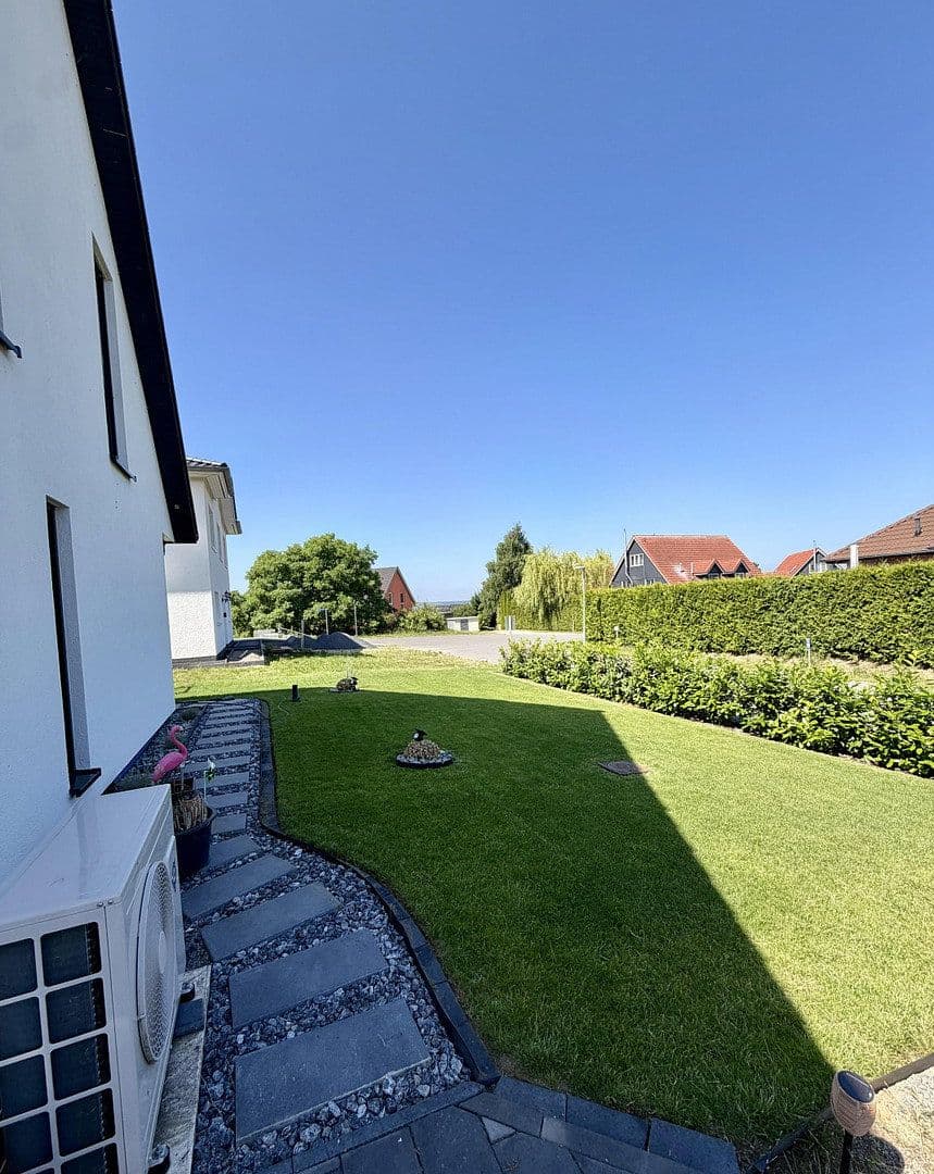 Prodej domu 153 m², pozemek 837 m², Leezen, Mecklenburg-Vorpommern Prodej domu 153 m², pozemek 837 m², Leezen, Mecklenburg-Vorpommern