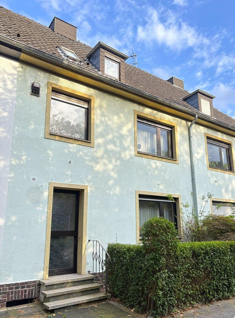 Prodej domu 131 m², pozemek 146 m², Mönchengladbach, Severní Porýní-Vestfálsko Prodej domu 131 m², pozemek 146 m², Mönchengladbach, Severní Porýní-Vestfálsko
