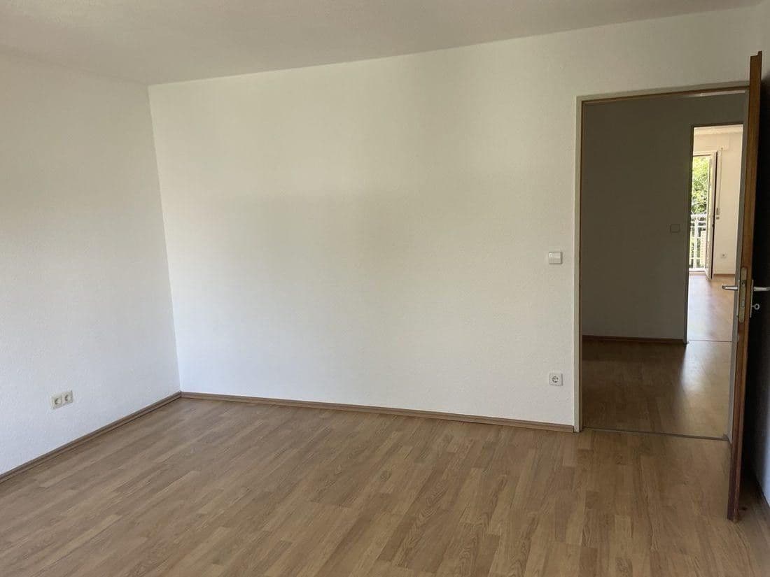Pronájem bytu 3+1 78 m², Steinbügelstraße 23, Karlsruhe, Bádensko-Württembersko Pronájem bytu 3+1 78 m², Steinbügelstraße 23, Karlsruhe, Bádensko-Württembersko