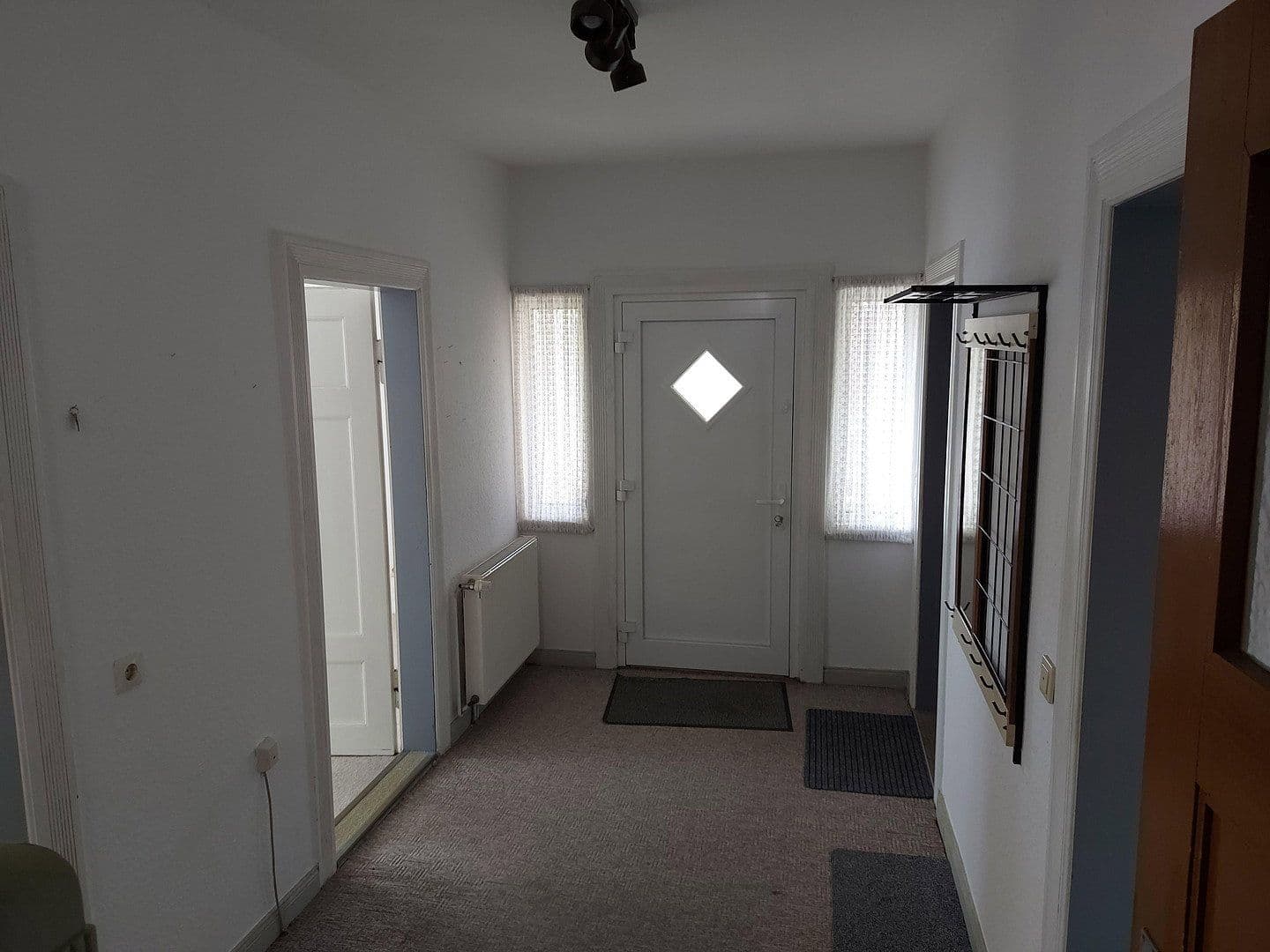 Prodej domu 160 m², pozemek 371 m², Hohenhameln, Dolní Sasko Prodej domu 160 m², pozemek 371 m², Hohenhameln, Dolní Sasko
